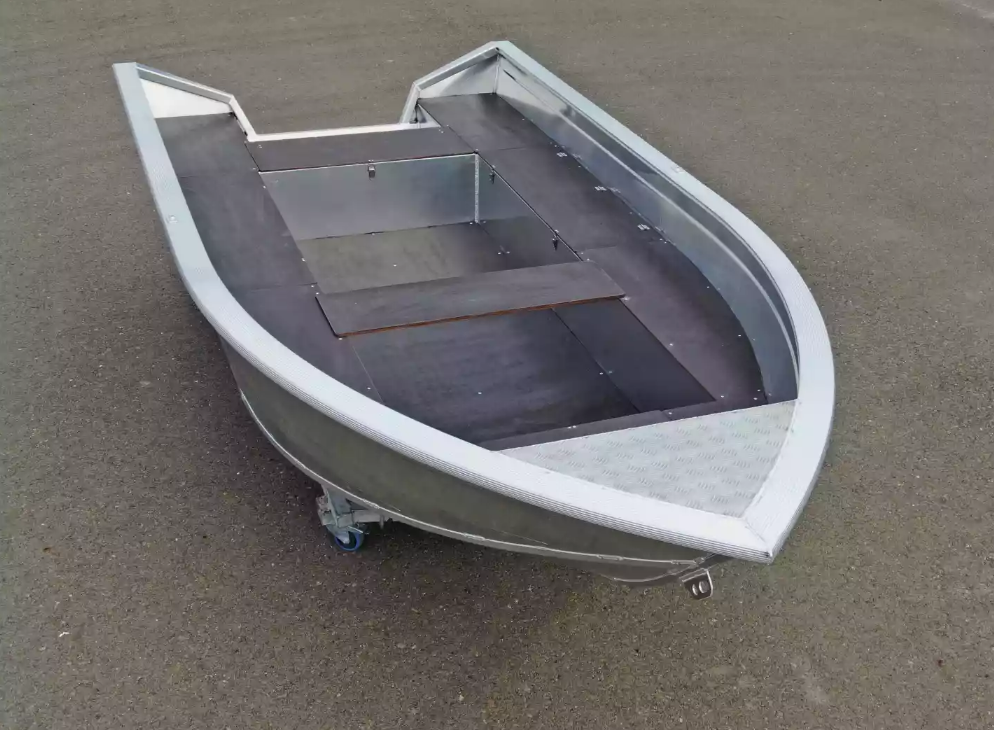 Алюминиевая лодка  Неман-420 в Раменском