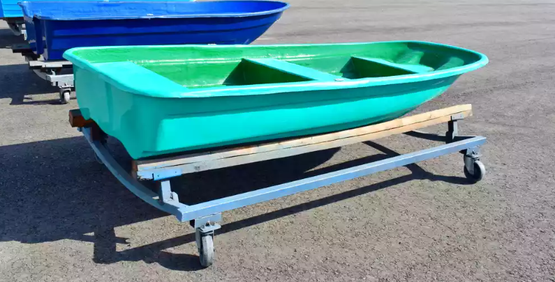 Стеклопластиковая лодка Старт (тримаран) в Раменском