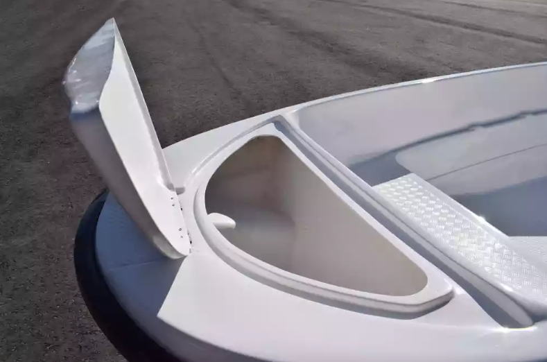 Стеклопластиковая лодка Пингвин (тримаран) в Раменском