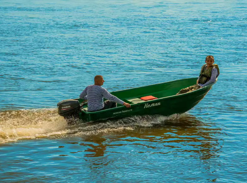 Стеклопластиковая лодка Neman-340 (тримаран) в Раменском