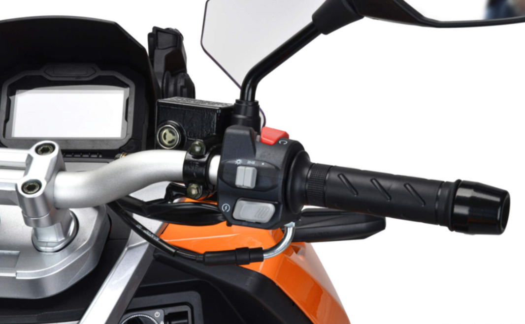 Скутер MOTOLAND (МОТОЛЕНД) T-MAX 150 в Раменском