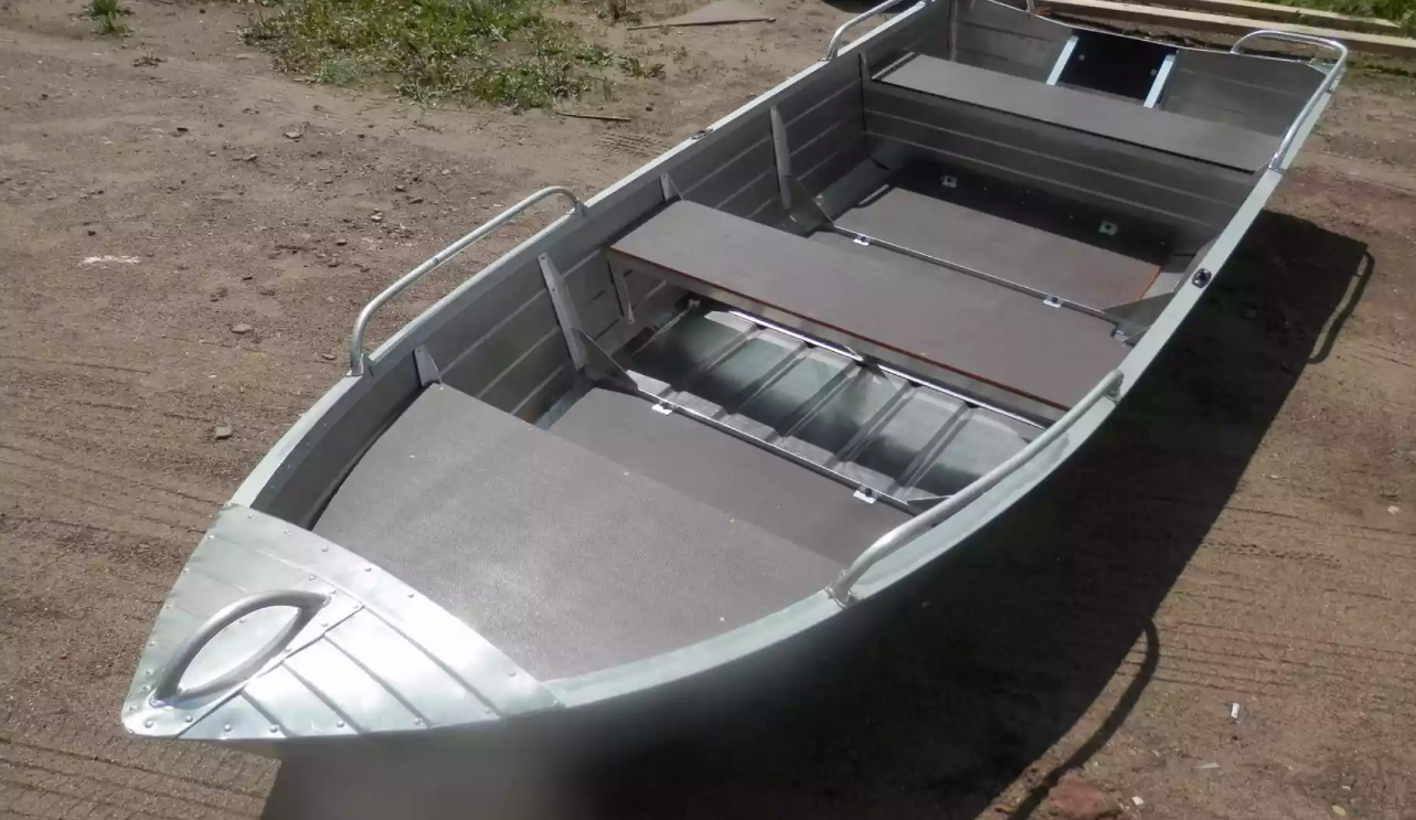 Алюминиевая лодка Вятка-Профи 32 в Раменском