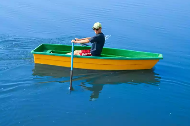 Стеклопластиковая лодка Малютка в Раменском