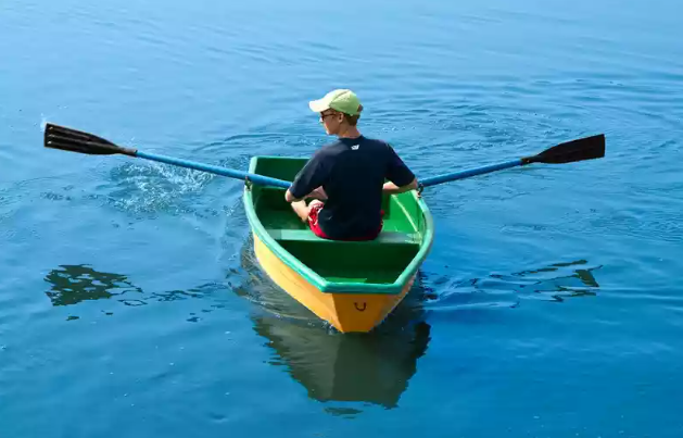 Стеклопластиковая лодка Малютка в Раменском
