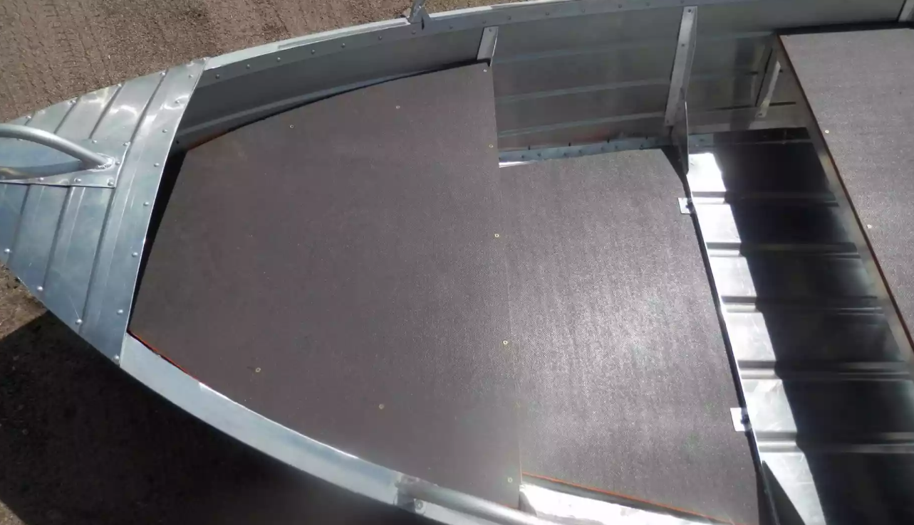 Алюминиевая лодка Вятка-Профи 32 в Раменском