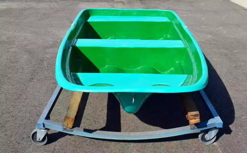 Стеклопластиковая лодка Старт (тримаран) в Раменском