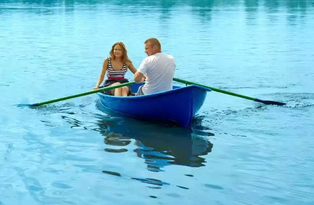 Стеклопластиковая лодка Дельфин в Раменском