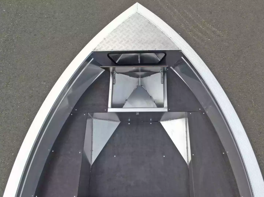 Алюминиевая лодка  Неман-420 в Раменском