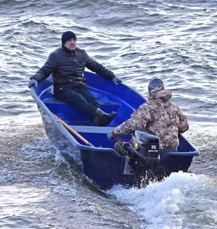 Стеклопластиковая лодка Neman-340 (тримаран) в Раменском