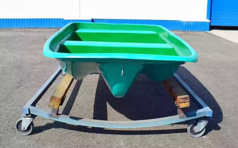 Стеклопластиковая лодка Старт (тримаран) в Раменском