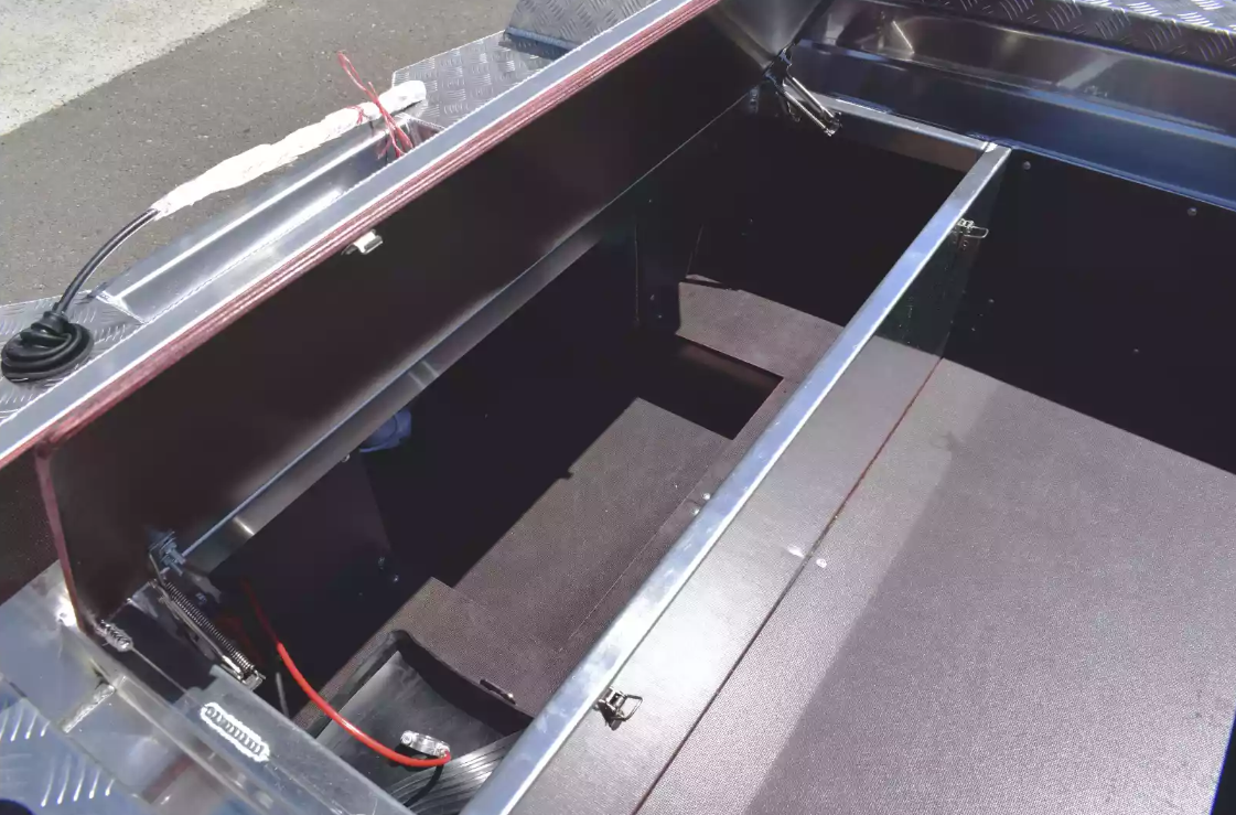 Алюминиевая лодка Wyatboat-390 DCM в Раменском