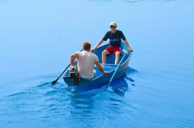Стеклопластиковая лодка Омуль в Раменском