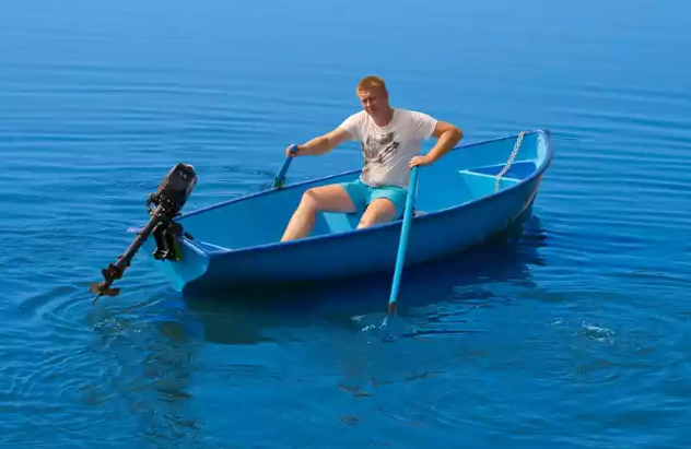 Стеклопластиковая лодка Омуль в Раменском