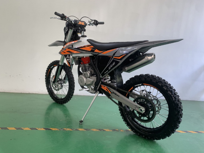 Мотоцикл JHLMOTO JHL LX4 CB300RL (175FMN) в Раменском