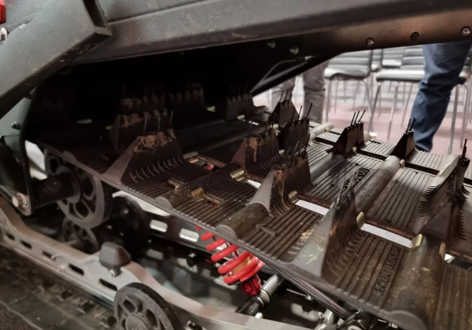 Снегоход AODES Siberiacross 1000 SWT 600mm LCD 6.8 в Раменском