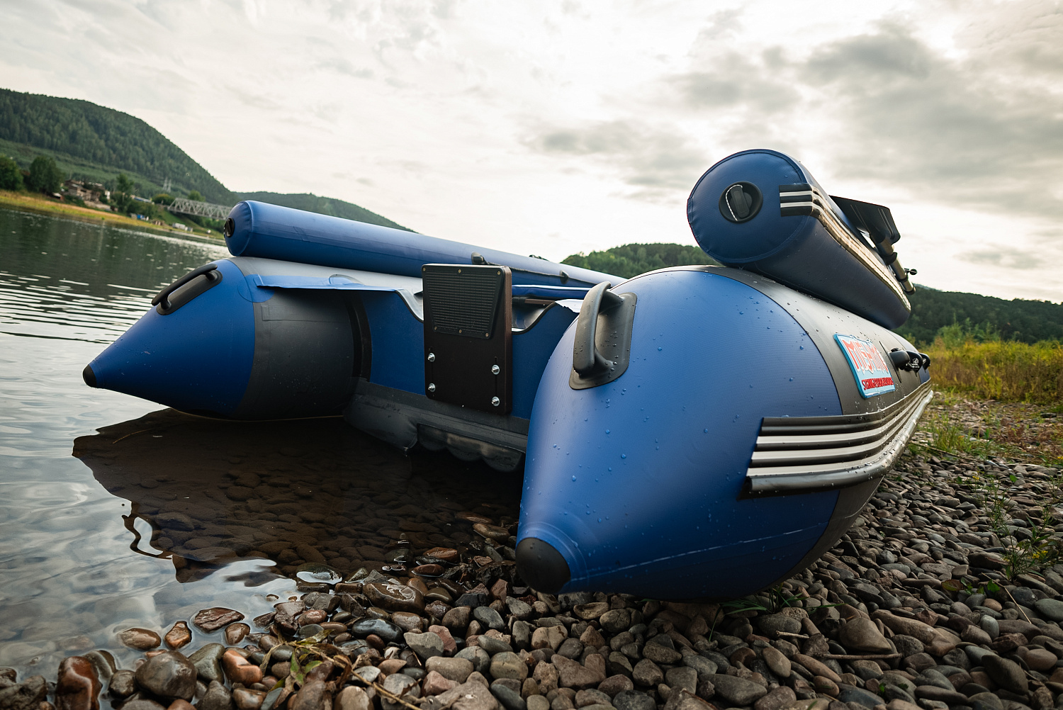 Лодка MISHIMO RIVER FJET PRO 430  под водомет в Раменском