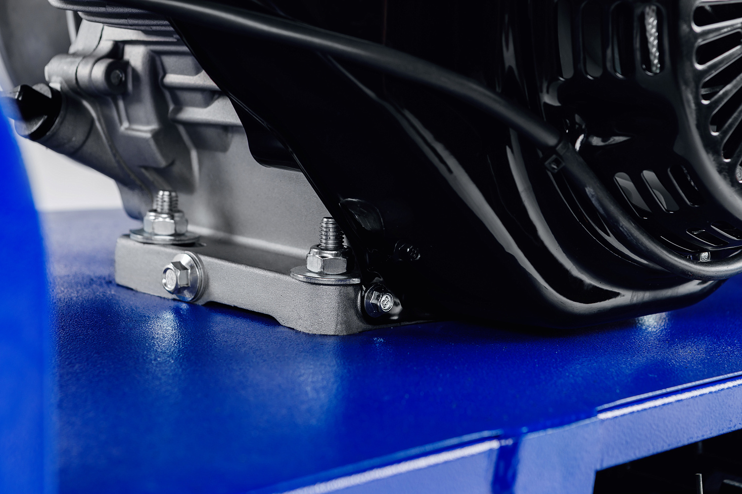 Мотобуксировщик SNOW DOG 17 с эл. запуском (DINKING) в Раменском