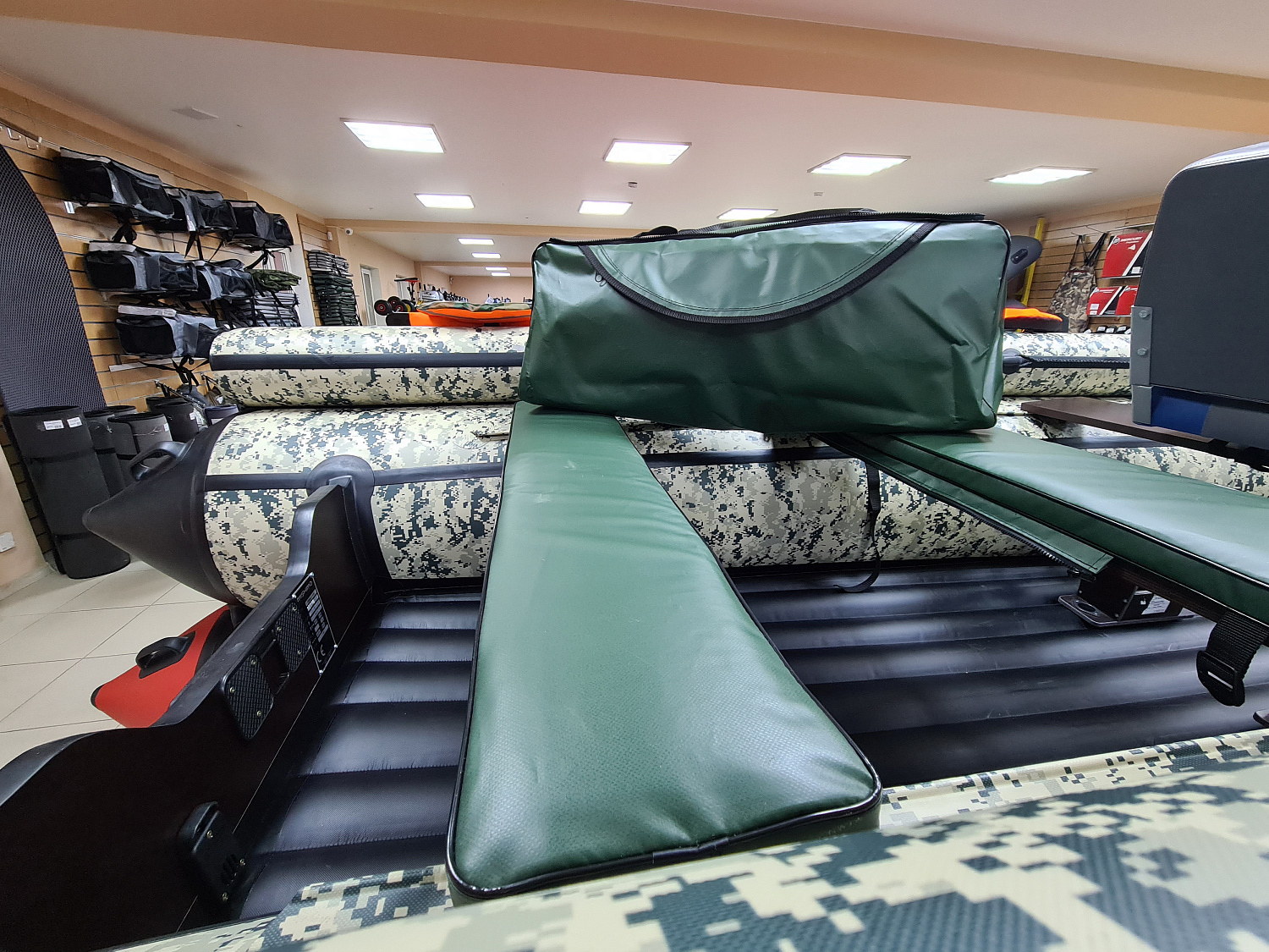 КОМПЛЕКТ МЯГКИХ НАКЛАДОК С СУМКОЙ ДЛЯ ЛОДОК 110Х20 ЗЕЛЕНЫЙ в Раменском